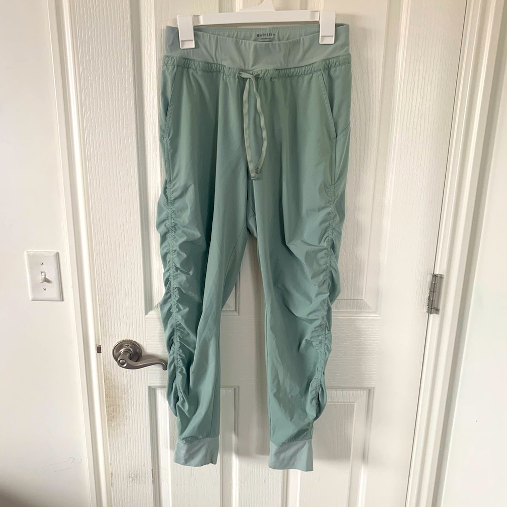 Athleta sage green attitude pant joggers